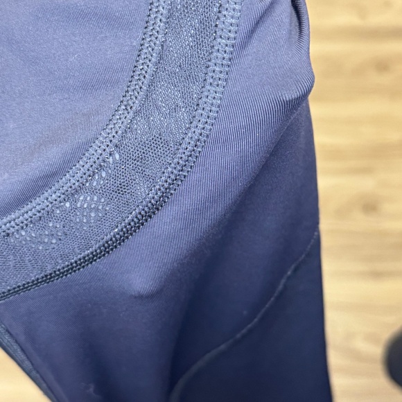 Lululemon Size 8 Black Inspire Crop Leggings with Lace - Picture 3 of 5